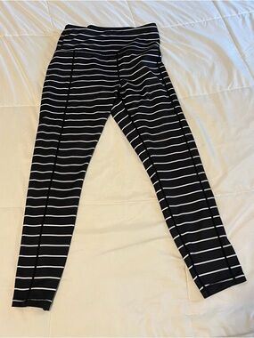 Striped Black & White Leggings for Women - High-Waist Athletic Leggings
